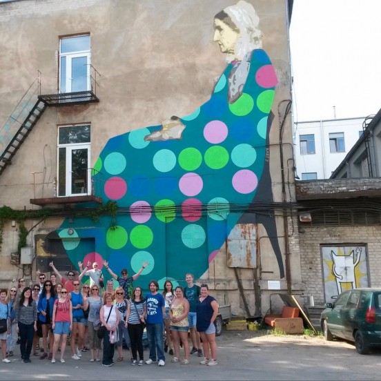 Vilnius alternative tour – discover Vilnius street art 